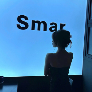 大鸡巴操美女的逼
